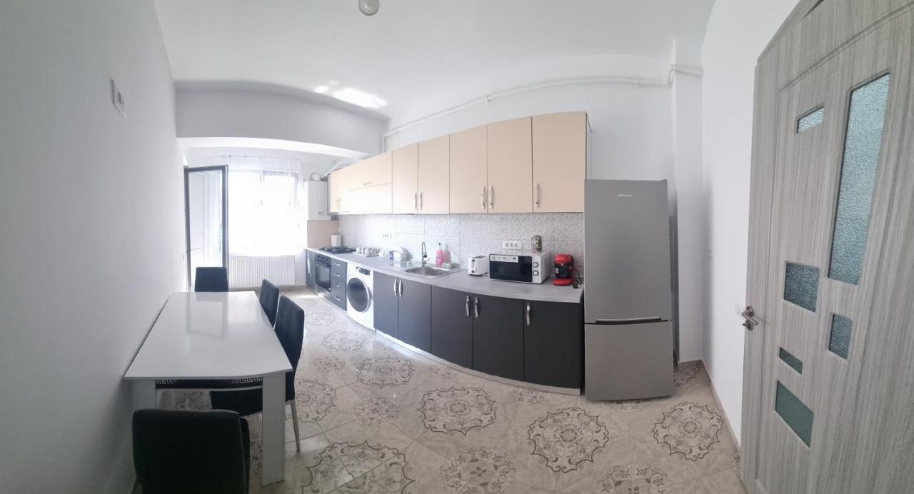Apartament Mihaela Râmnicu Vâlcea Dış mekan fotoğraf